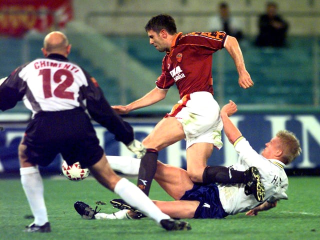 DIGITAL PICTURE : BRUCE ROLLINSON.VS ROMA V LEEDS UTDAlfie Haaland slides through under Cafu