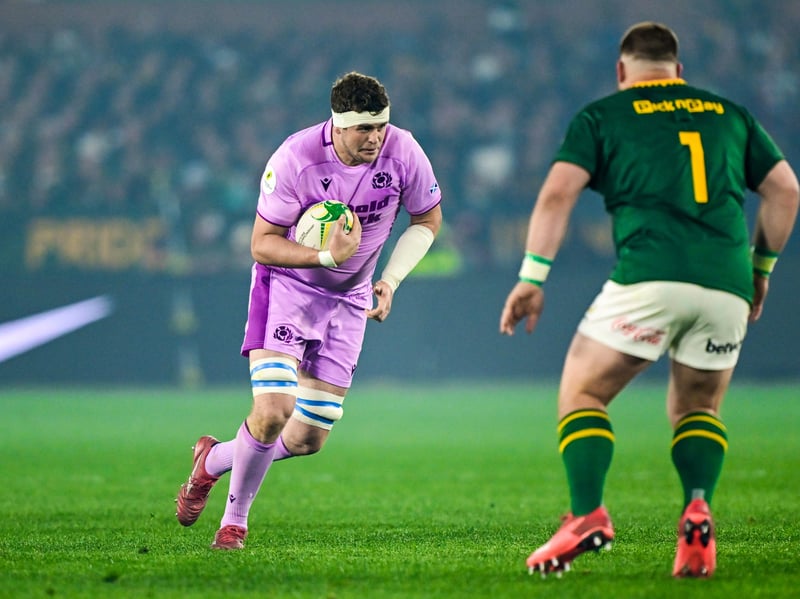 Immense from start to finish, one of his best performances in a Scotland shirt. Played the full 80 and never seemed to tire. Won penalties, scored a try and made multiple line breaks. 