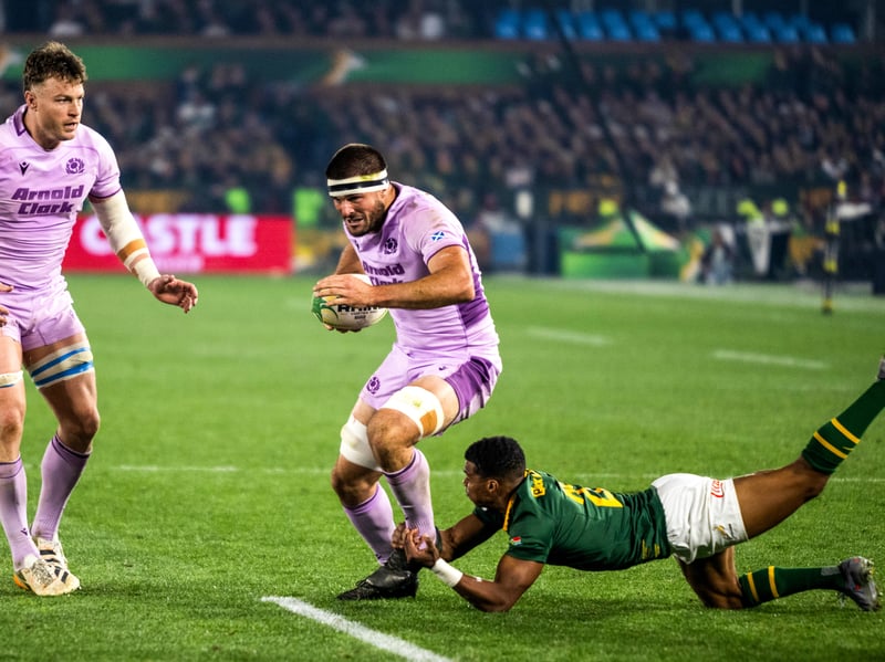 Josh Bayliss played 40 minutes and got a try from a good support line (7). Gregor Hiddleston made a noticeable impact from the bench (6). Rory Sutherland on his 50th cap and Will Hurd refreshed the front row when needed (both 5s). Magnus Bradbury had some good carries (5). 