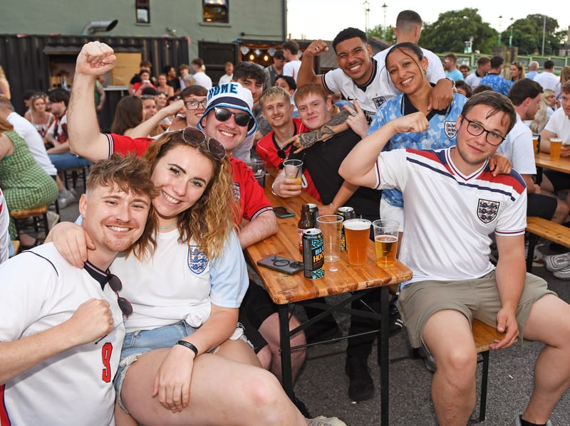 Fans at Kirkstall Bridge Inn 