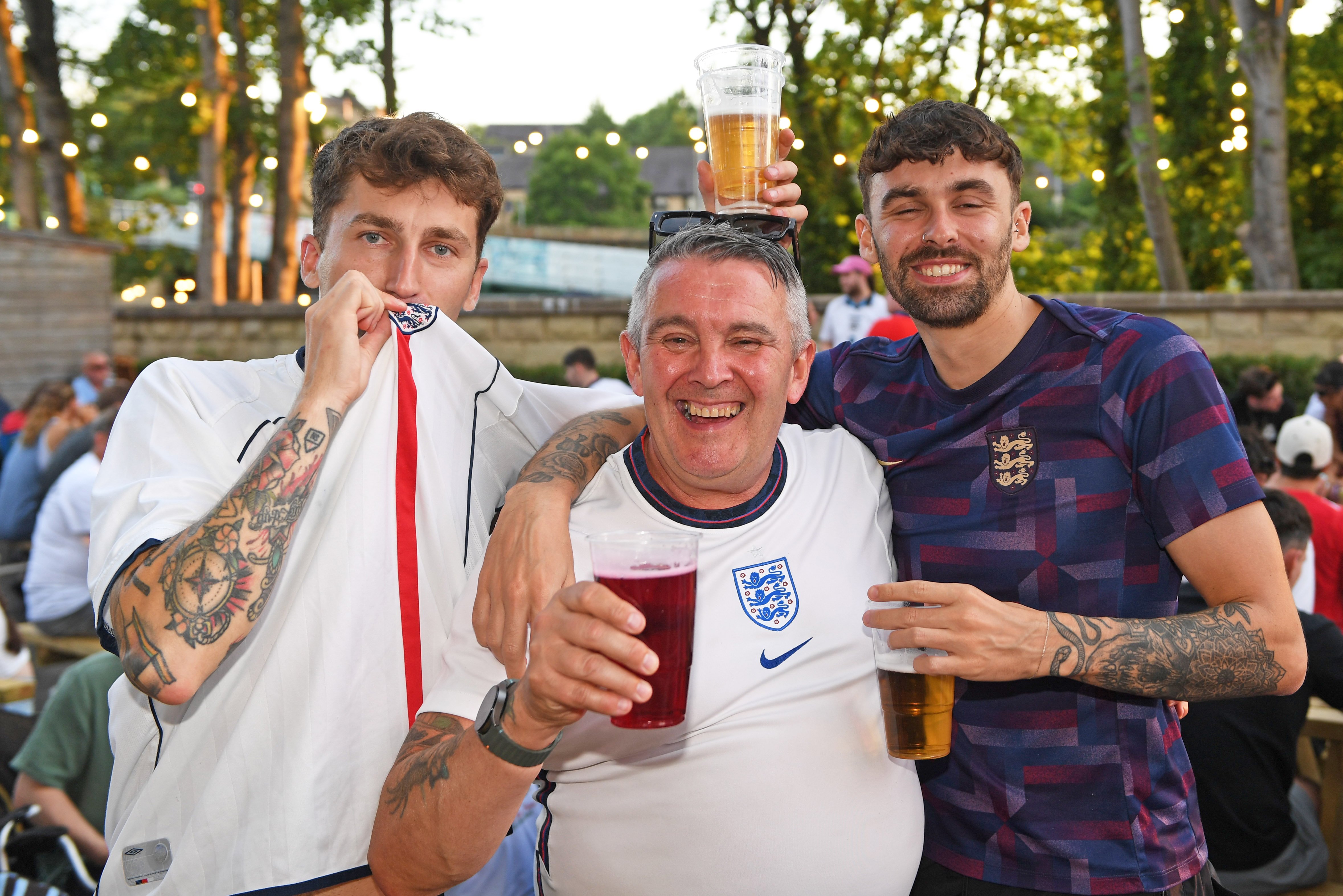 Fans at Kirkstall Bridge Inn 