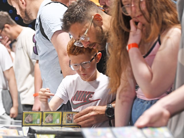 Generations of families paid a visit to the show to view the extensive card collection that was up for sale. 