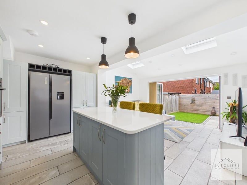 A breakfast bar offering you a perfect view into the garden