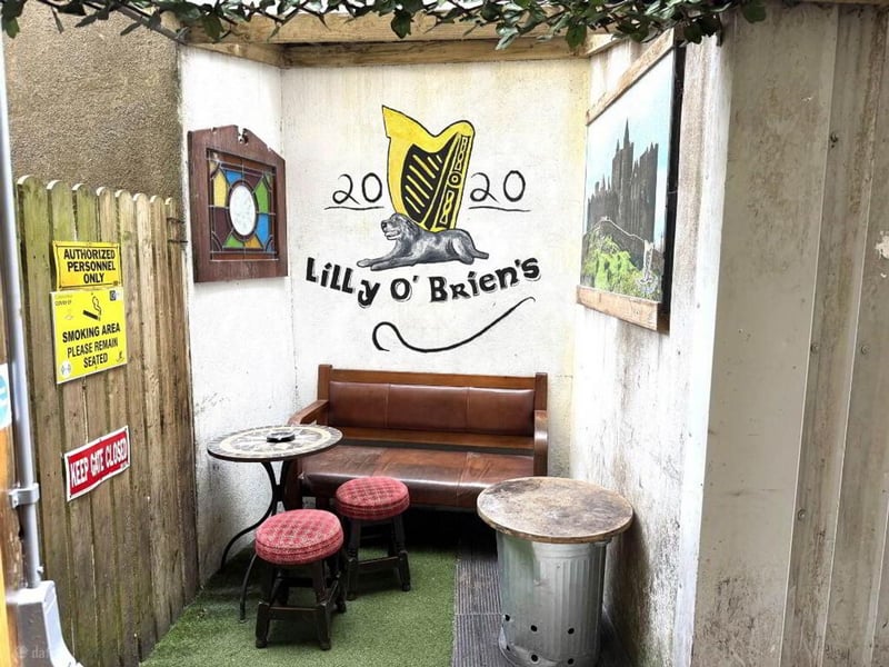 Lilly O`briens Public House & Apartments, Castle Street, Roscrea, Co. Tipperary, E53H586