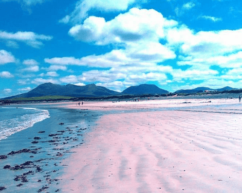 Whitestrand beach in Renvyle