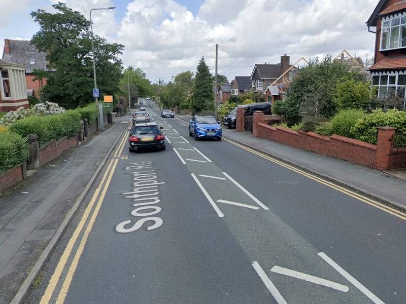 What: Temporary traffic lights
Why: Repair a defective carriageway frame and cover on behalf of Vodafone (Vodafone Group)
When: Jul 21- Jul 24