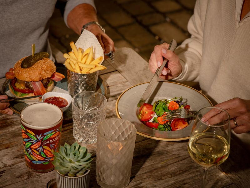An award-winning, AA Rosette-awarded dining venue known for serving a contemporary British menu crafted from premium, locally sourced Yorkshire ingredients. 🍽️ 1150 Century Way, Thorpe Park, Leeds LS15 8ZB