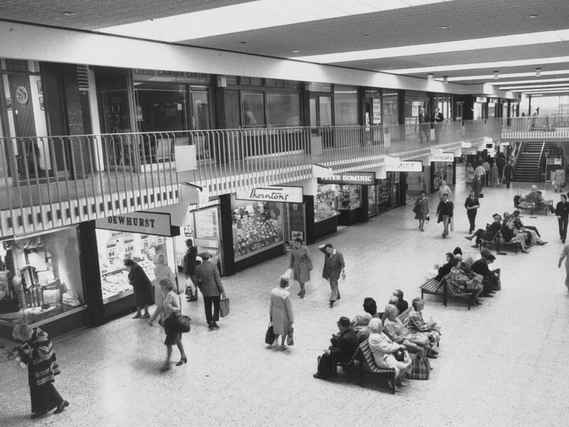 A busy Merrion Centre in 1978.