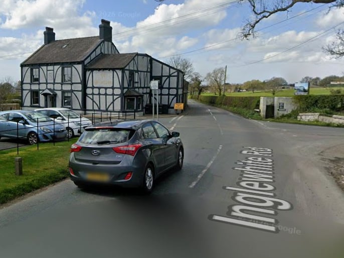 What: Temporary traffic lights
Why: Lay 320M x 63mm PE (Open Cut) & Install 1 x 63mm PE New Connection to the 90m PE Main (United Utilities Water)
When: Jul 28- Aug 11