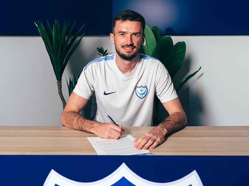 NAC Breda - Pompey (€600,000).