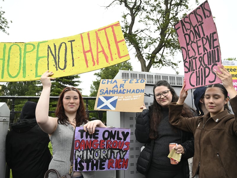 A peaceful protest was carried out ahead of the anti-immigration protest at noon.