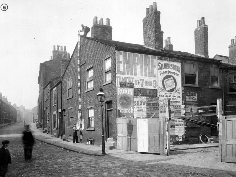 Templar Street in September 1907. The view is looking towards North Street. Demolition of some property is being carried out.