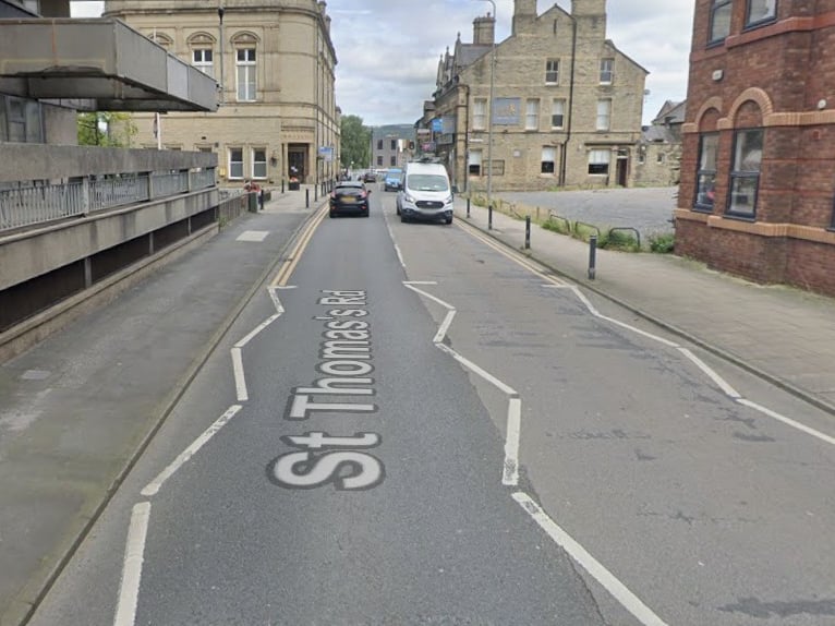 What: Temporary traffic lights
Why: Excavate joint bay in the footway to carry out service disconnection (Electricity North West Limited)
When: Jul 29- Aug 5