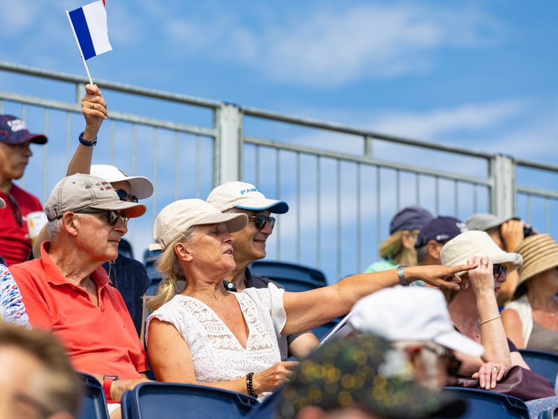 Passionate sailing fans gather on Southsea seafront for start of SailGP.