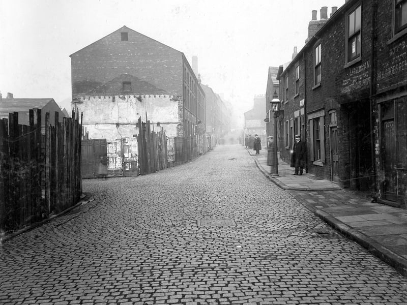 Looking towards North Street, on right numbers 81 and 83, junction with Star Street can be seen. Pictured in February 1908.