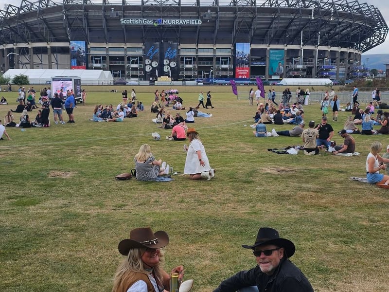 Karen Cross Stewart said: "Had the best time last night . Murrayfield is a great venue fab sound"