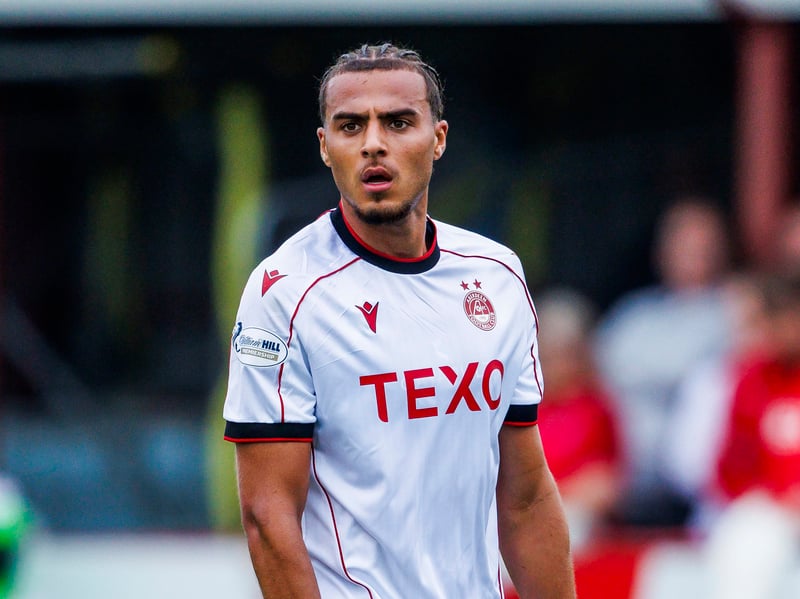 It's not offensive, but it is as boring as it possibly could be. The thin red trim is just about the only added detail, but it adds next to nothing. Instantly forgettable. Macron have done so much better than this in previous years across the league. This shirt retails at £70 for adult sizes.