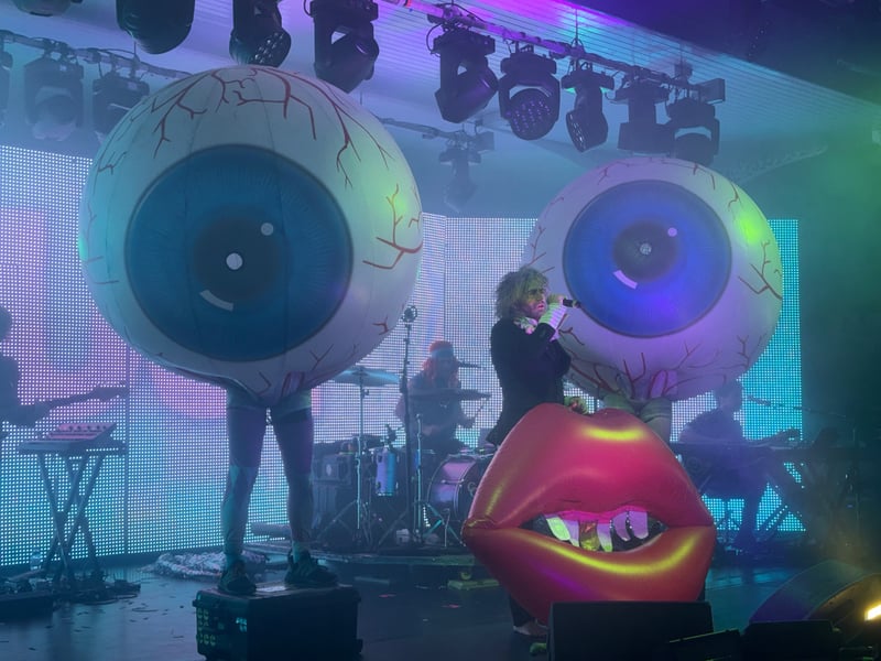 There was certainly plenty going on at the gig.