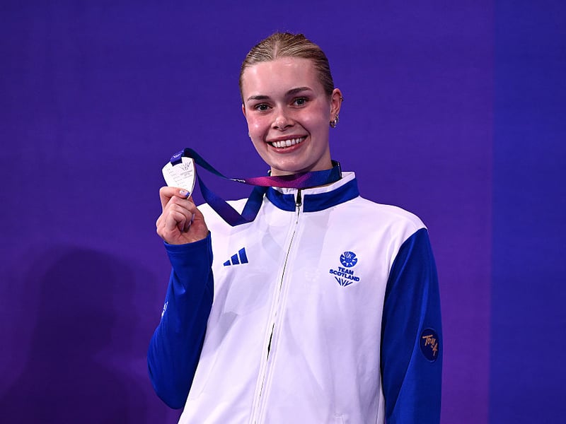 Silver: Women's 200m backstroke swimming