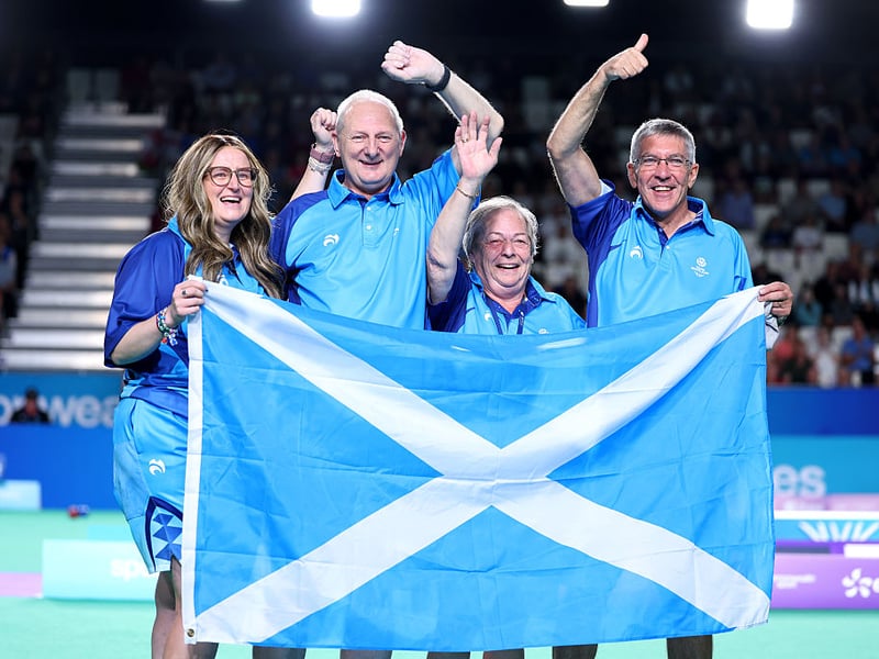 Gold: Para Mixed Pairs B2-B3 Bowls