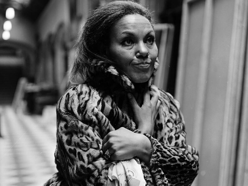 Singer Cleo Laine arrives in Edinburgh for A Midsummer Night's Dream at the Assembly Hall during the Edinburgh Festival 1967.
