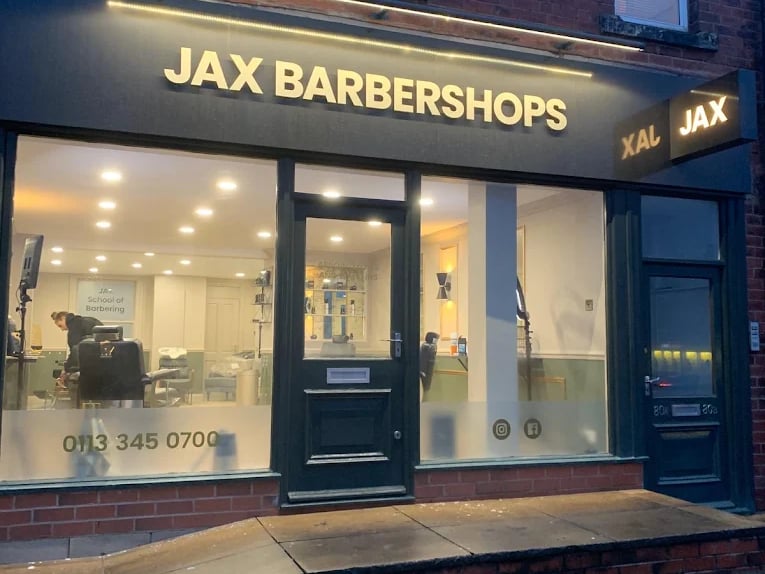📍 80 Street Lane, Roundhay, LS8 2AL