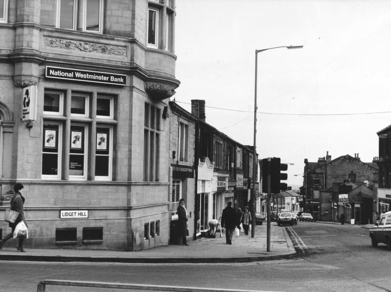 Armed raiders targeted the NatWest Bank on Lidgett Hill in February 1987.