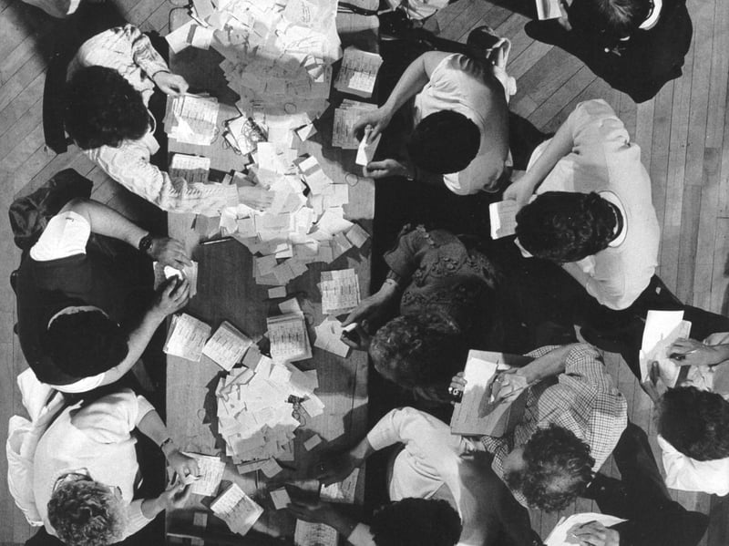 A view of the General Election count from the balcony of Leeds Town Hall in Jun e 1987.