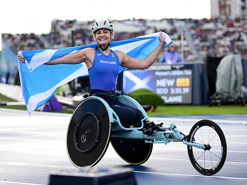 Gold: Women's 1500m T54