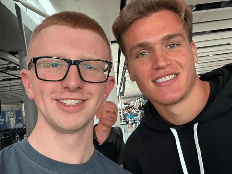@garethnorton1 with Marko Milovanovic at the airport.