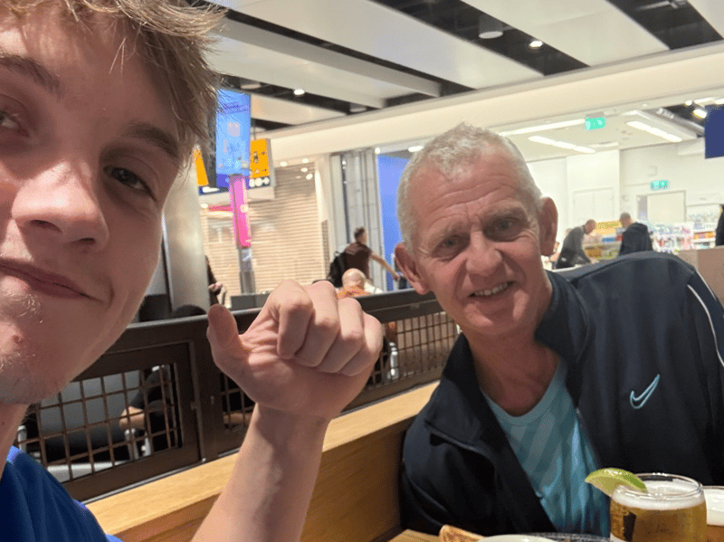Early start for @markmatthews49 at Heathrow.
