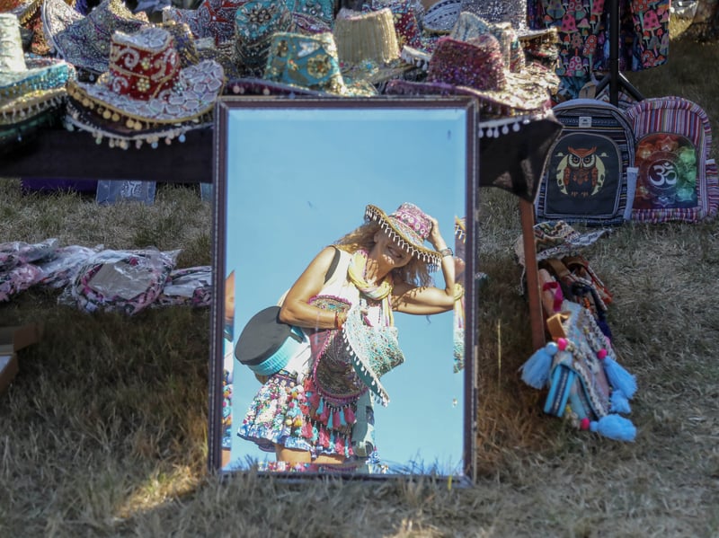 Wickham Festival 2026 has commenced with an epic first day.

Pictured: Susie Higgs trying on some hats

Picture: Habibur Rahman