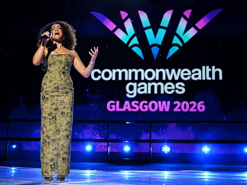 Shereen Cutkelvin performs during the Closing Ceremony.