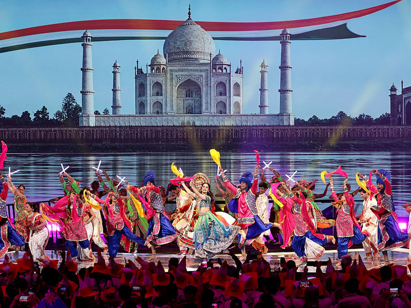 Manushi Chhillar performs with Shiamak Davar Dance Troupe.