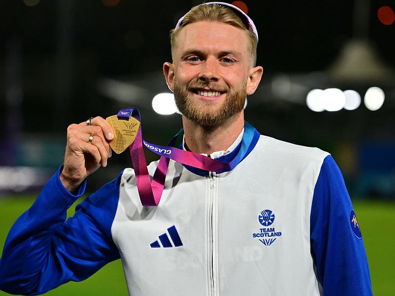 Gold: Men's Mile