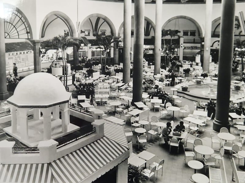 The Oasis, Meadowhall