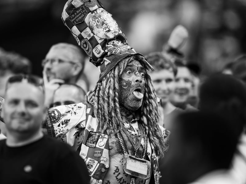 More fantastic photos of Pompey faithful at London Stadium for Carabao Cup contest against West Ham.