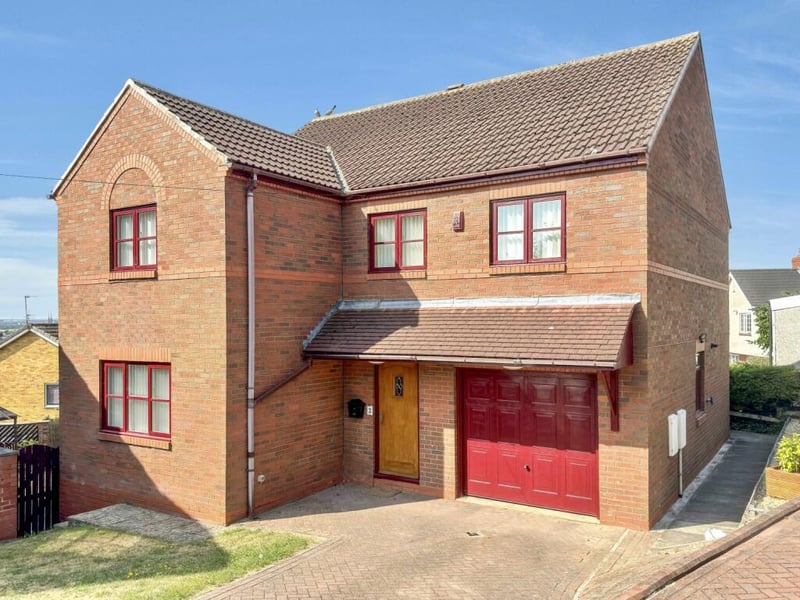 This four bedroom and two bathroom detached house is for sale with EweMove for £500,000