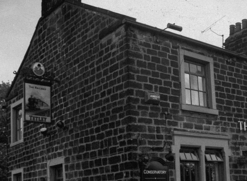 The Railway pub, Calverley Bridge, Rodley, Leeds, in May 1990