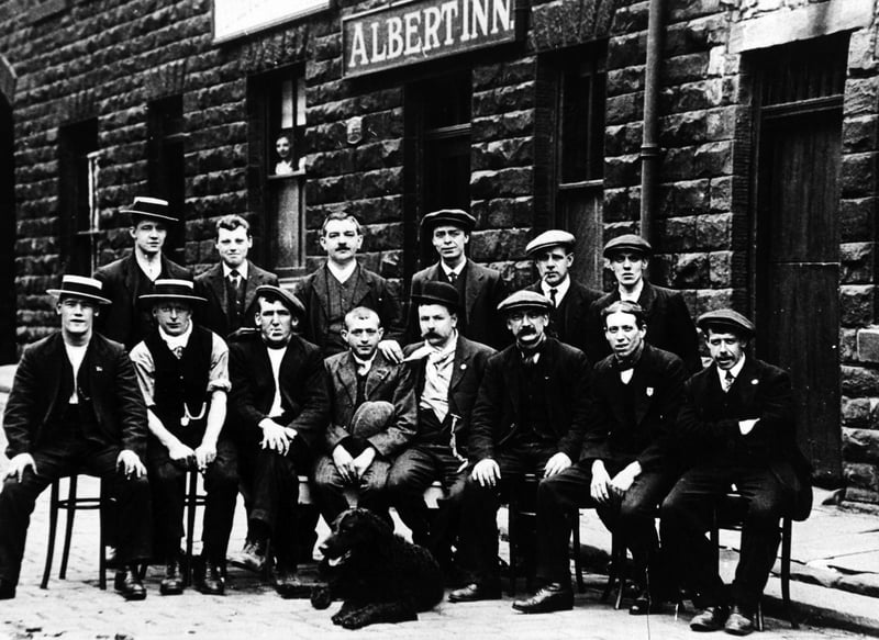 The Albert Inn, in Morley, Leeds, in July 1990