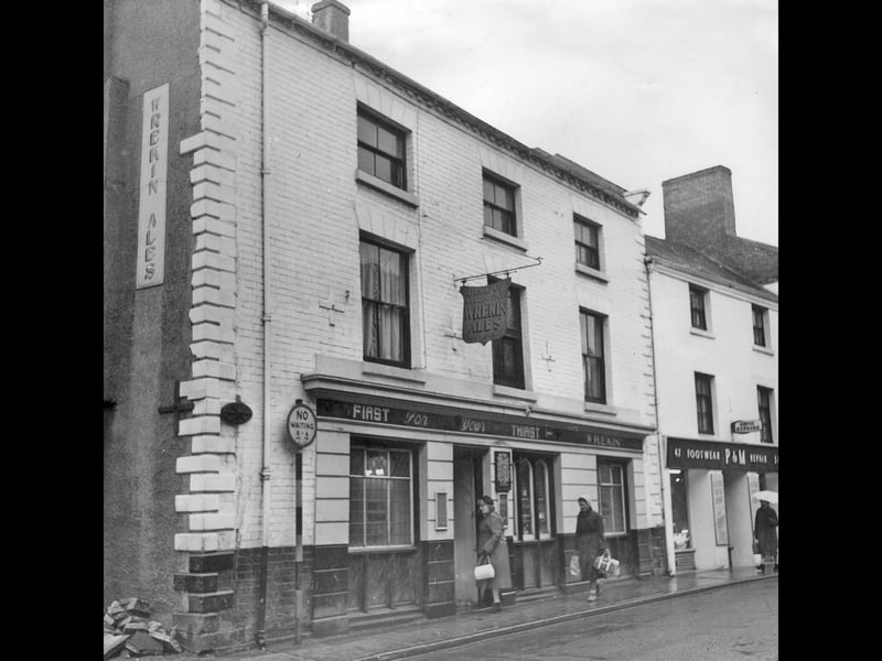 The Duke of Wellington pub was in New Street, Wellington. This picture from our archives has the date February 15, 1963, and the caption said it was "closed during February 1962 and due for demolition." What is puzzling is that if this picture is from February 1963, by which time the pub was closed, why are the lights on and why is a woman apparently about to walk through the front door?