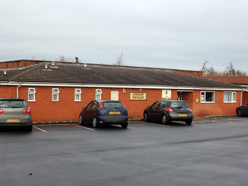 As you can see, the Coddon pavilion was later rebuilt. Here it is in December 2010, shortly before its closure the following April. It was not long before the empty building was hit by a major fire and was subsequently demolished.