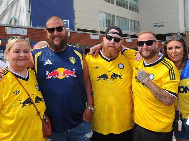 Leeds United v FC Augsburg   pre season friendly 15-08-2026 pic Steve RidingDebra Scott of Pontefract, Jaon Scott, Matthew Perrin, Sam Scott, Katie Patterson 