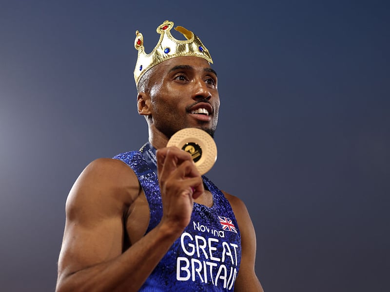 Gold: Men's 400m
