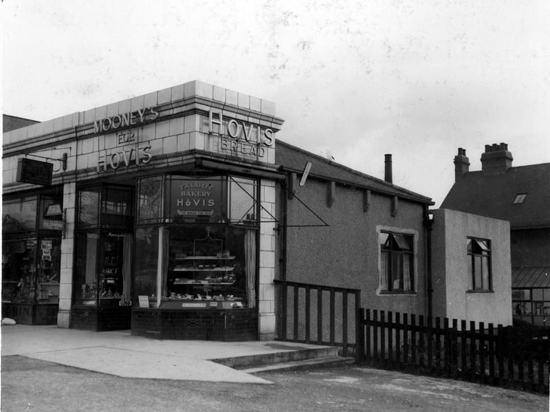 The Bakery of Frank Mooney, on the junction of Street Lane ( 149 ) with Talbot Road. Pictured in October 1938.