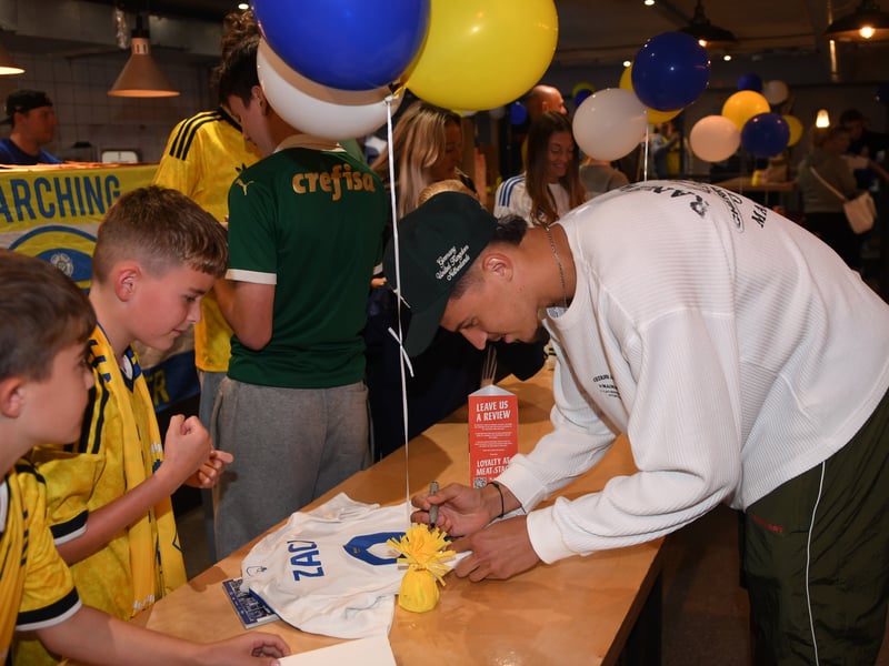 New summer arrival Tarik Muharemović signs shirts for fans at the meet-and-greet