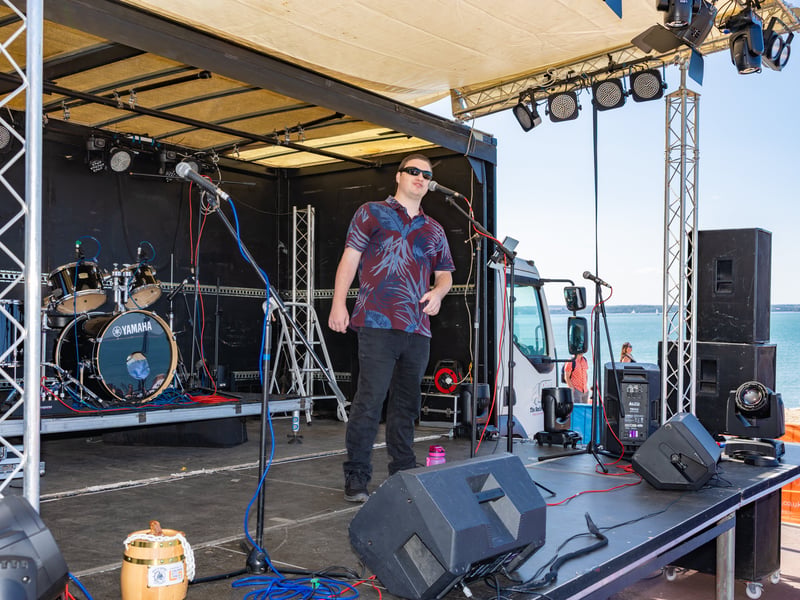  Pictured: Singer Aaron Atkinson at Summer in Lee event Picture:Marcin Jedrysiak