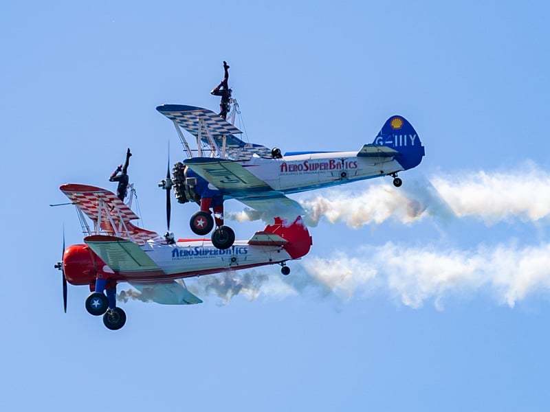 Acrobats on planes at Summer in Lee GV Picture:Marcin Jedrysiak