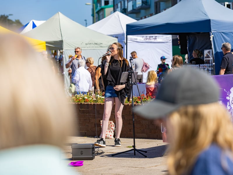 Pictured: Singer Molly Grace at Summer in Lee event
Picture:Marcin Jedrysiak