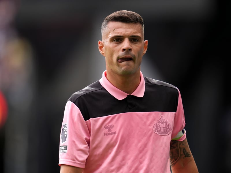 Knitted Sunderland’s midfield together superbly throughout the opening 45 minutes. Struggled to exert the same level of control after Keith Andrews’ half-time changes transformed the contest. 6